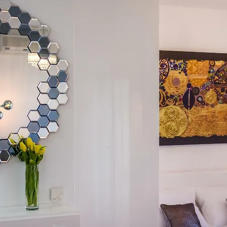 K & K With Free Garage 公寓 扎达尔