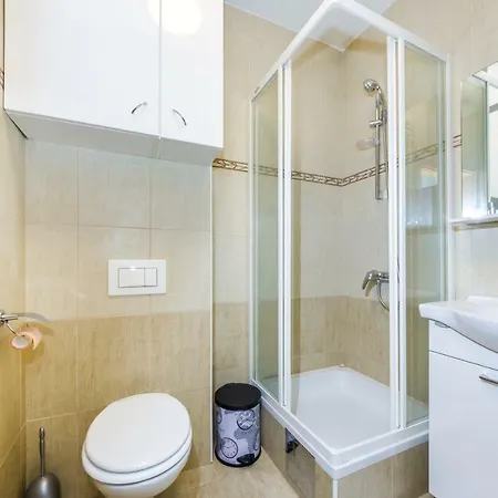 公寓 K & K With Free Garage 扎达尔